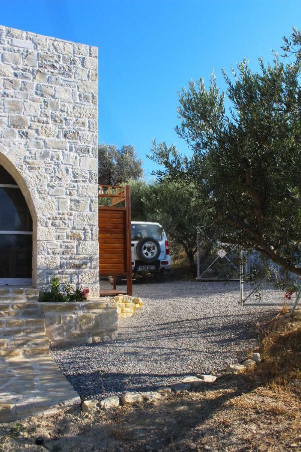 Villa Marikami Kamilari Esterno foto