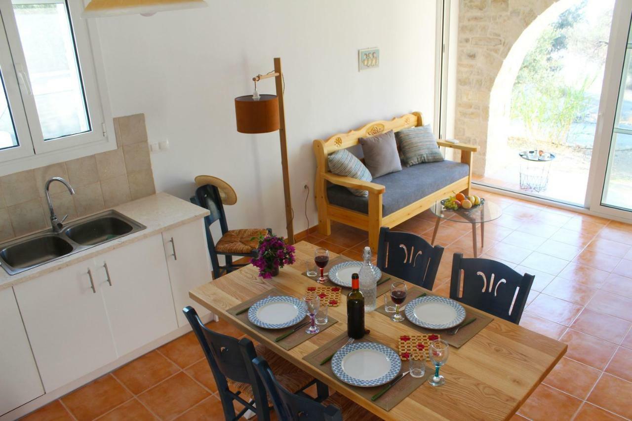 Villa Marikami Kamilari Esterno foto